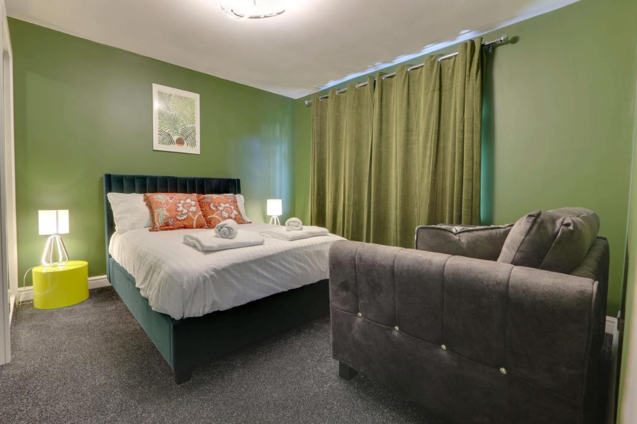 #Upmarket, Exceptional 4 Bed House, With Free Parking, Close To Amenities And Supermarkets 셰필드 외부 사진