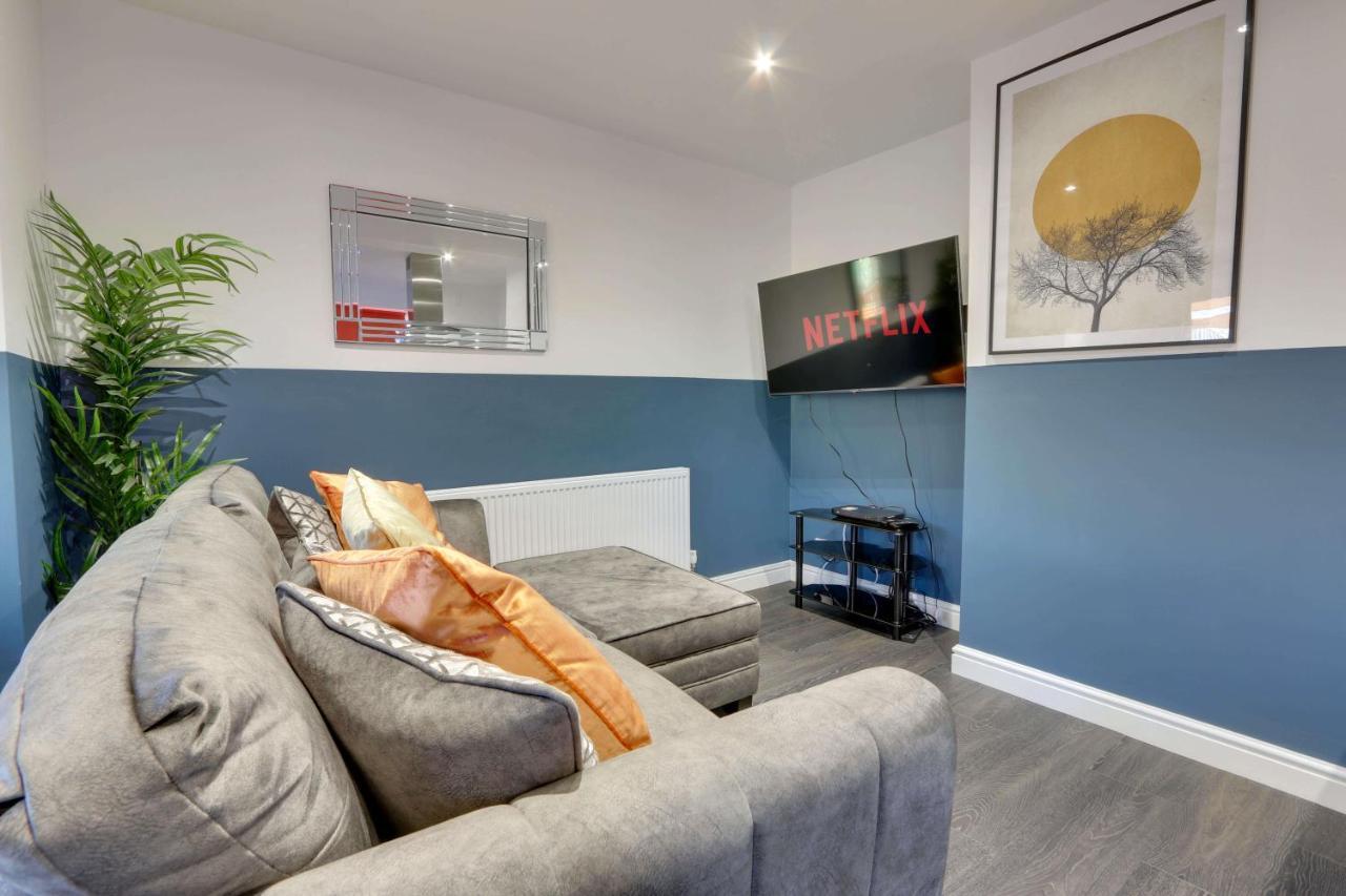 #Upmarket, Exceptional 4 Bed House, With Free Parking, Close To Amenities And Supermarkets 셰필드 외부 사진